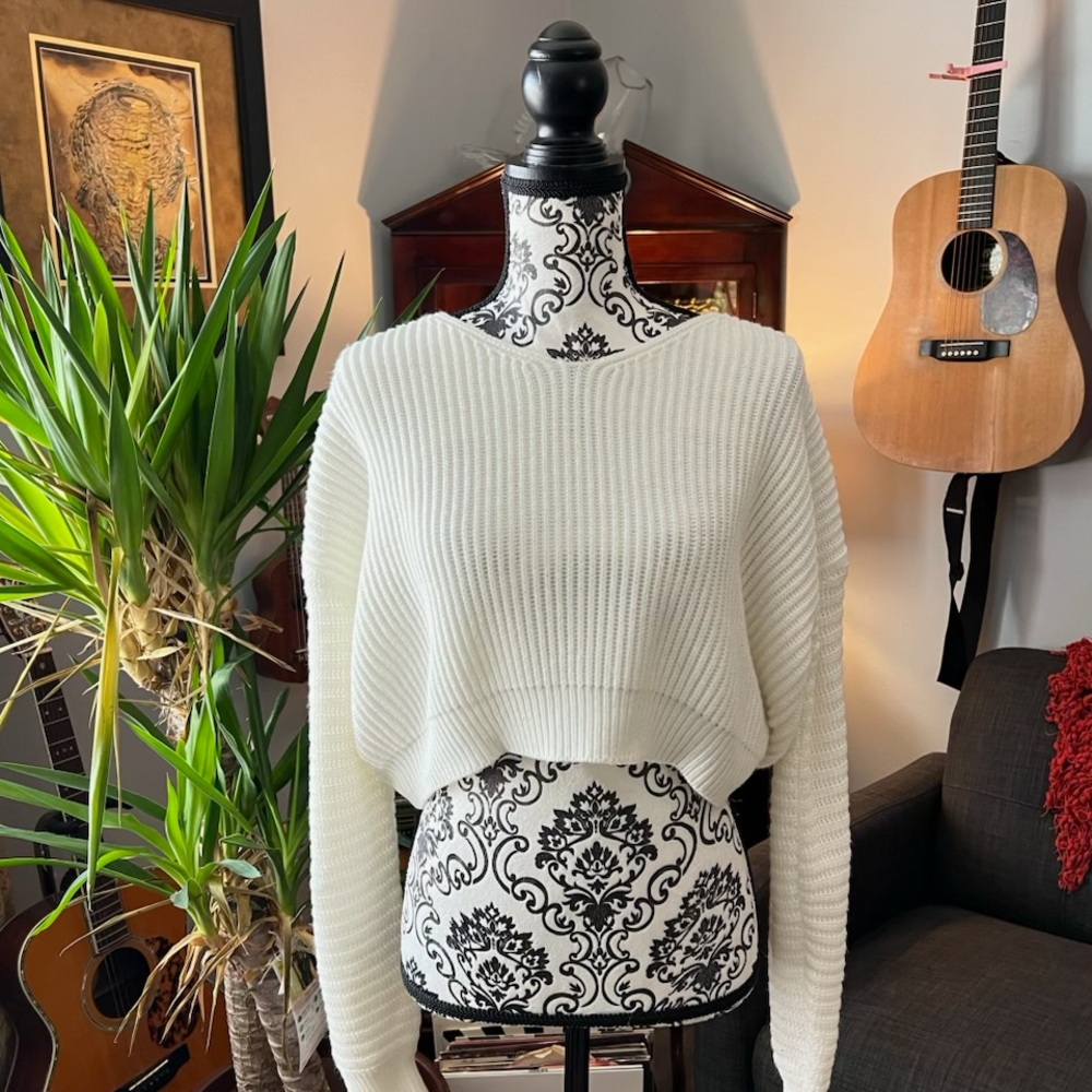 Elegant White Women's Sweater